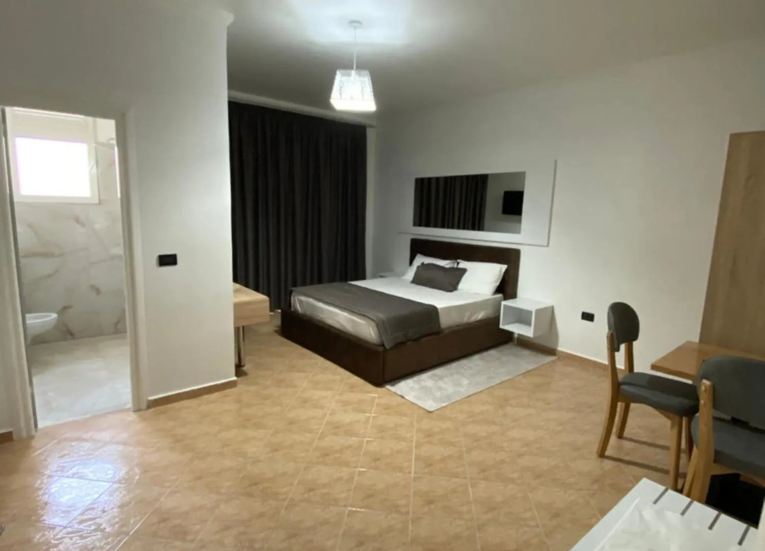 Monte Rei Hotel Lushnjë